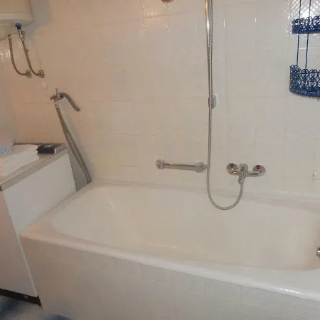Apartment Apartman Vrsi